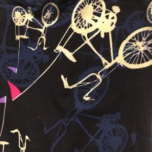 Lularoe OS Bicycle Leggings